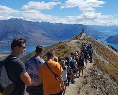 Roys Peak overrun tourism