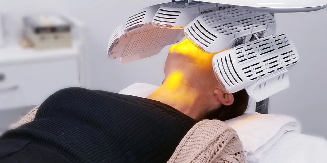 Access Healite II LED light therapy at Dr J. Aesthetic on the Gold Coast.