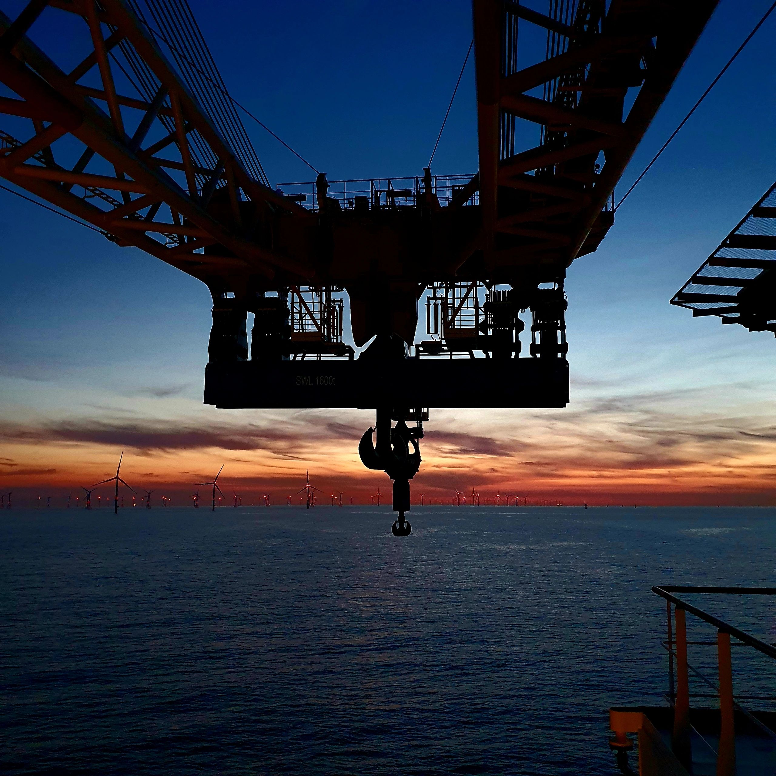 1600t Hookblock onboar the Havy Lift Jack-up Vessel the "AEOLUS"