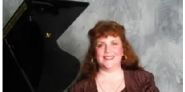 Amy Lauro