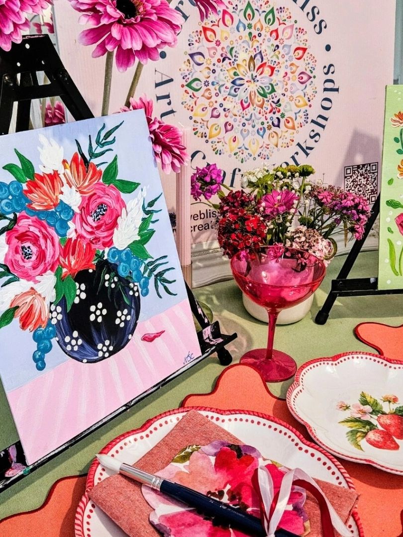 Creative hen parties Bristol
Sip and Paint hen party Bristol
Bristol hen party
Bristol wedding 
