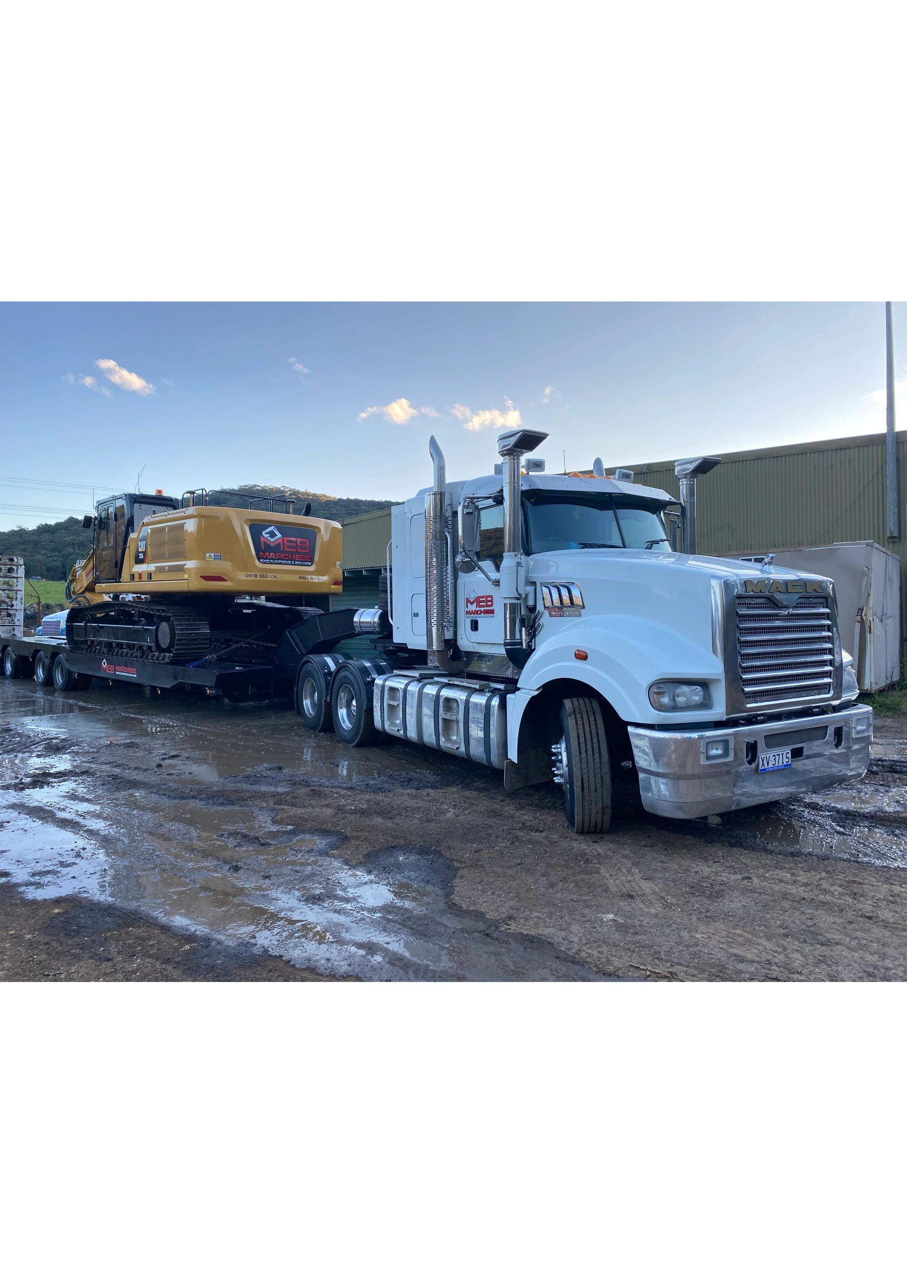 Heavy haulage equipment