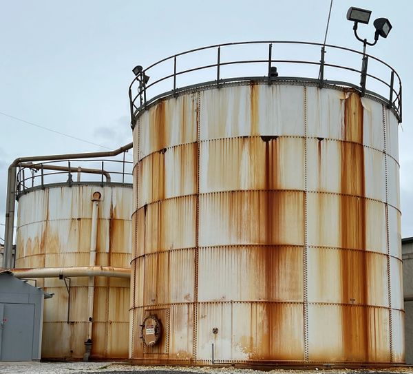 Bolted flat panel waste water tanks