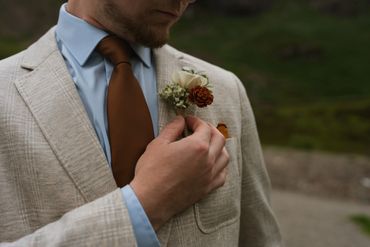 simple boutonniere for a destination wedding 