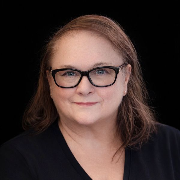 Wells Maine Real Estate Broker Loretta Weigel 
