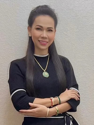 VICKY LE - OWNER, MASTER AESTHETICS SPECIALIST