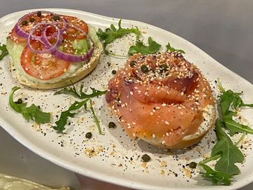 bagel lox