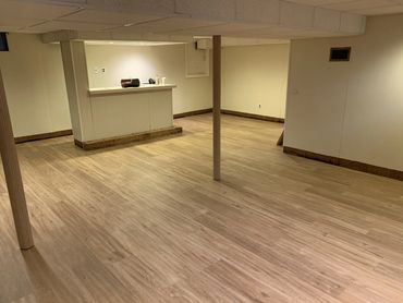Finished hardwood floor in east Longmeadow Massachusetts