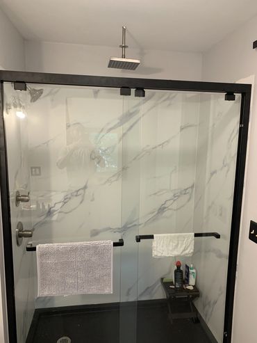 Shower with waterfall 