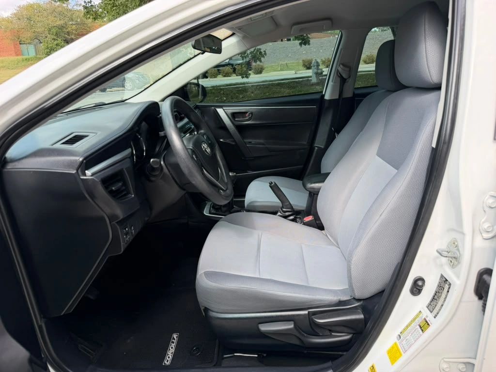 2014 Toyota Corolla LE - Photo 10