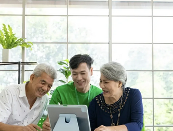 Older adults exploring technology