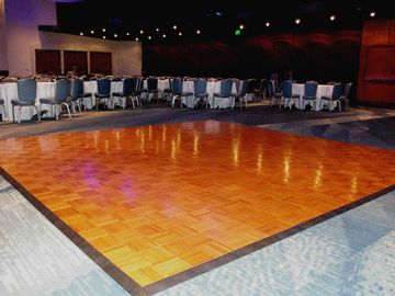 Wood Easle Front1 - All Occasions Party Rental