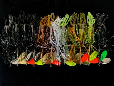 SLAMIT TINSEL Hybrid Bucktails are flashy, heavily weighted lures.  Casts like a rocket!