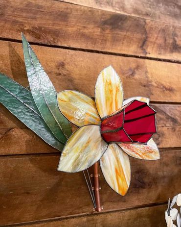 Daffodil, Stained Glass Daffodil, Botanical Art, Wildflower Farm, 3D Flowers, Installation Art
