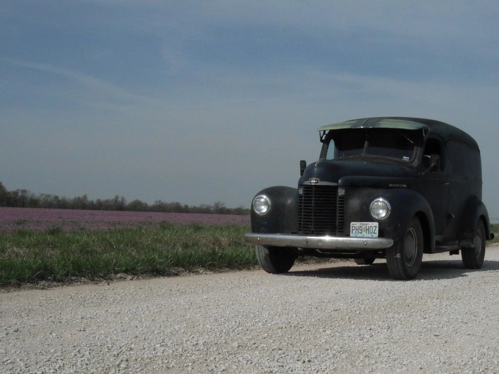 1949 International Panel Flathead Green Diamond, T5 Borg Trans, front Disc Brakes , 9 in Ford Rear.