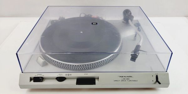 Realistic LAB-390 Direct Drive turntable for rent.