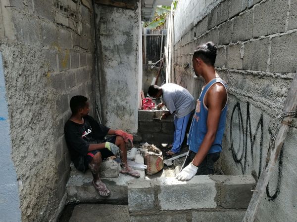 Painting shalom house
