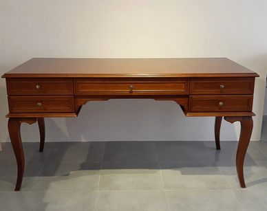 Ahşap Çalışma Masası  Modelleri için İnternet Sitemizi Ziyaret Edebilirsiniz.