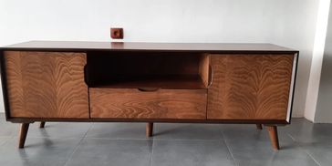 Ahşap Tv sehpasında örnek ürünleri mağazamızda görebilirsiniz.