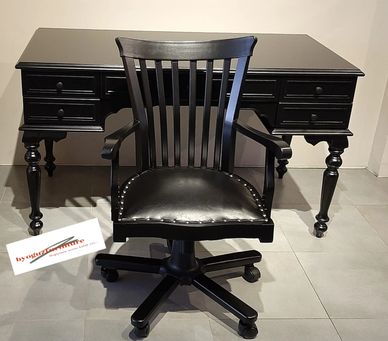 Ahşap Çalışma Masası Modelleri İçin Bize Ulaşabilirsiniz.