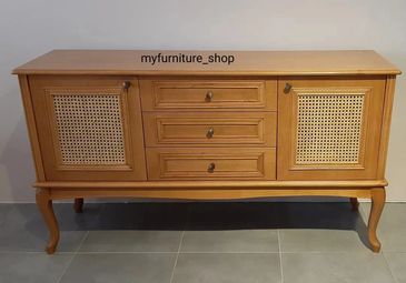 Ahşap hazeranlı konsol ürünleriyle mekanlarınıza şıklık katın.