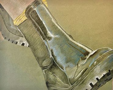 Rendering of a boot done in a hatching style. 