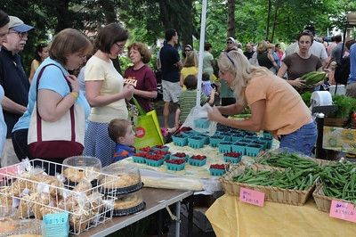 A berry popular table!