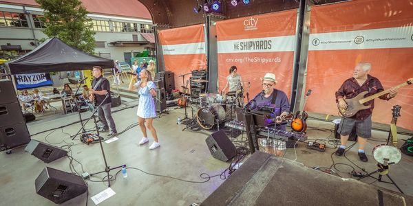 Annika & the Earthlings live Shipyards Summer North Vancouver