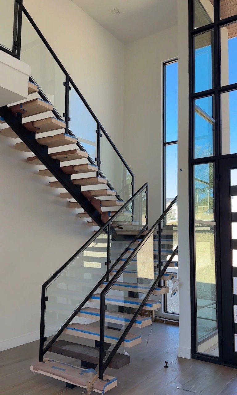 Glass railings installation from the Modern Glass website
