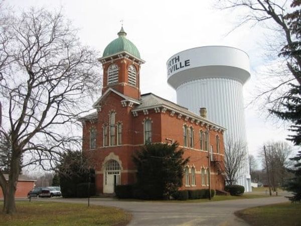 North Ridgeville City Hall and water tower