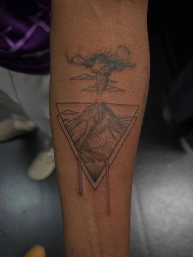 fine line tattoo Mayhem 