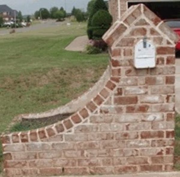 MAILBOXES W/ FLOWER POTS