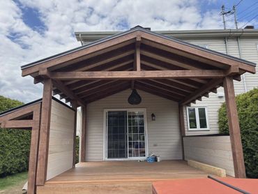 Solarium durable pour un espace extérieur lumineux et protégé.