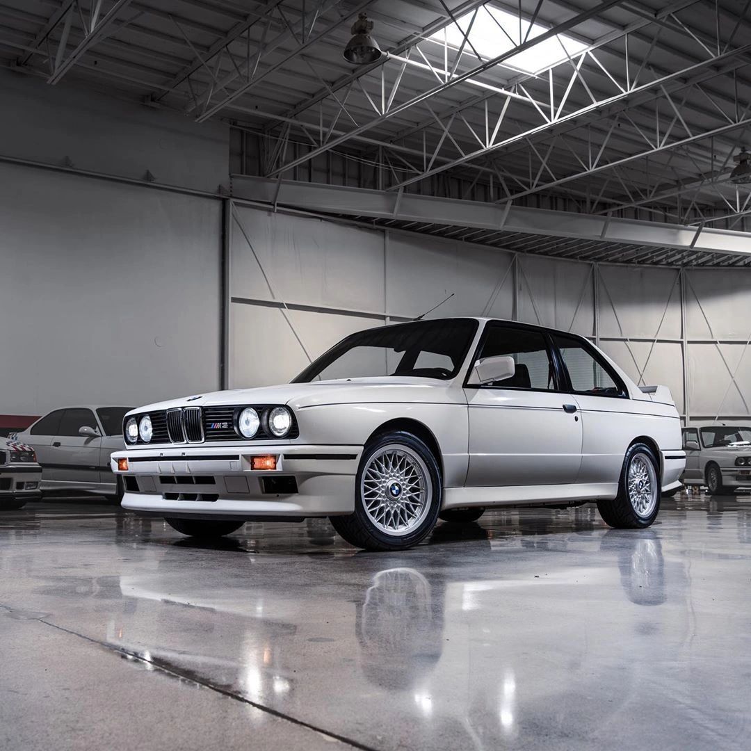 Efsane Paul Walker'ın Otomobil Koleksiyonundan BMW E30 M3