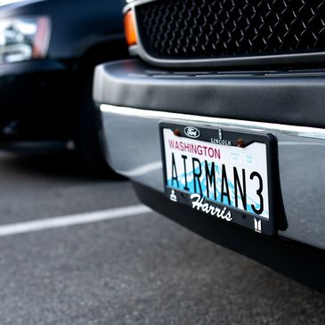 License plate: AIRMAN3