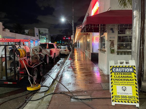 commercial power washing/ pressure cleaning