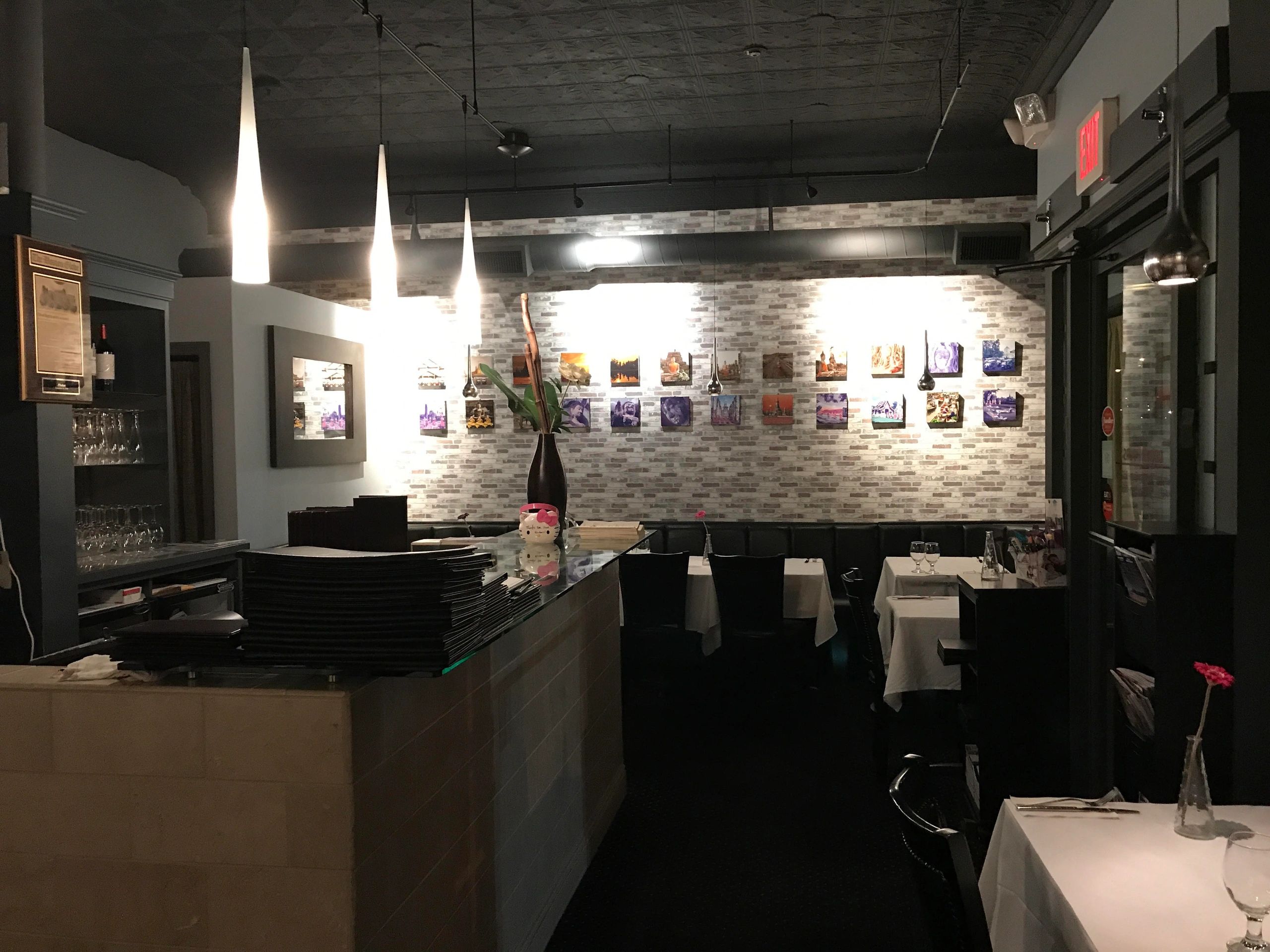 Phuket Thai Restaurant West Roxbury, MA