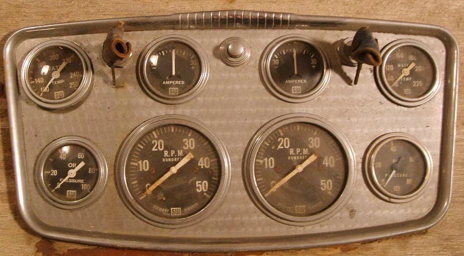 Stewart_Warner_Gauge_Panel.jpg