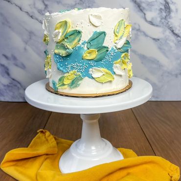 Palette knife buttercream cake. Celebration cake. 