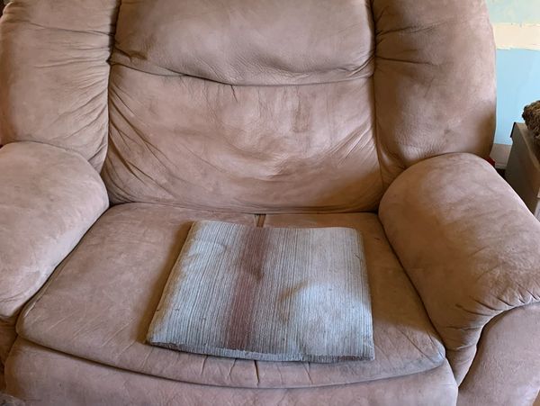junk removal in richmond rhode island - couch junk furniture 