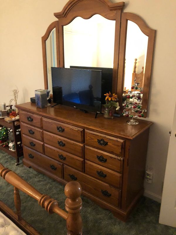 dresser and mirror removal warwick