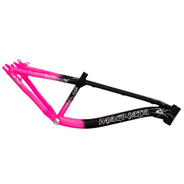 Black and pink BMX bike frame with Magnata branding.