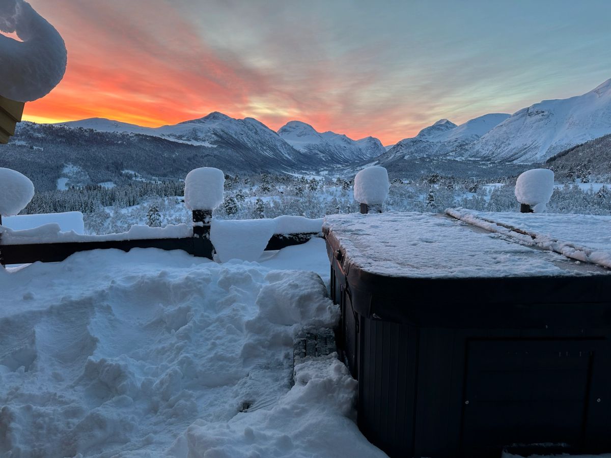 Deep snow blanketing the Stranda cabin and Sunnmøre Alps