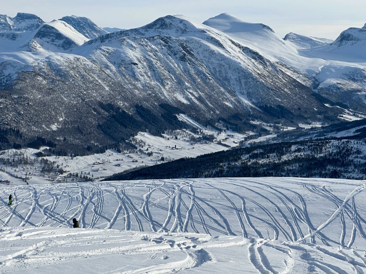 Spectacular winter snowscape above the Stranda fjord