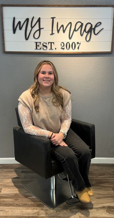 Hello! My name is Marisa Hermiller! 