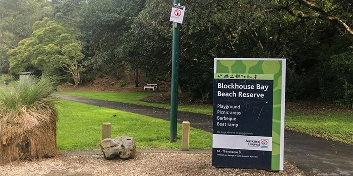  “Oak‑look LVT installation in Blockhouse Bay lounge”
•  “Wool carpet in Blockhouse Bay bedroom”
•  r