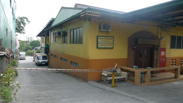ABSOLUTE Laundry and Dry cleaner FACILITY ENTRACE