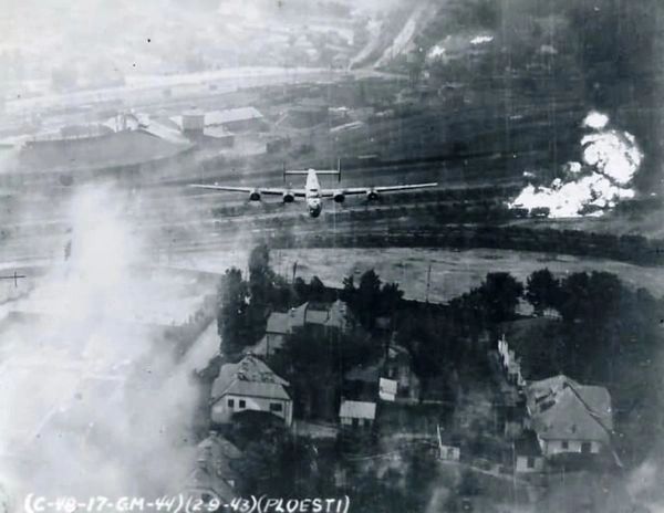 Aerial view of plane flying.
