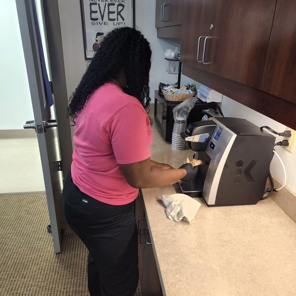 Sapphire Blues Cleaning Service LLC Cleaning