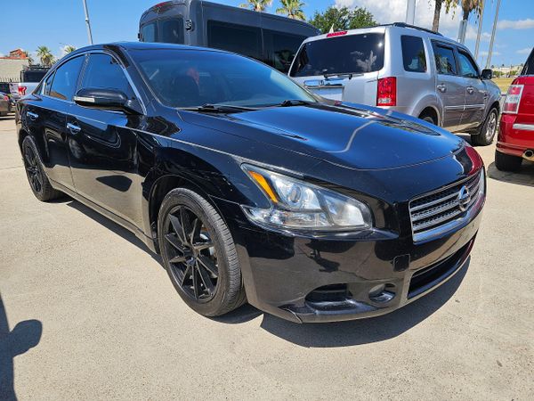 2014 Nissan Maxima S's photo